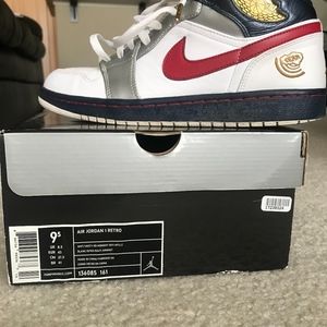 Air Jordan 1 Retro Olympic 136085-161 Sz 9.5 Box